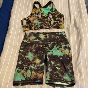 Fabletics Multicolor Sports Bra and Shorts Set